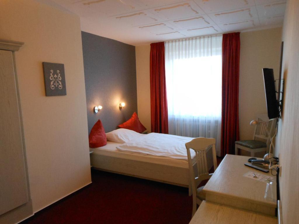 Hotel Pfeffermuehle Borchen Quarto foto